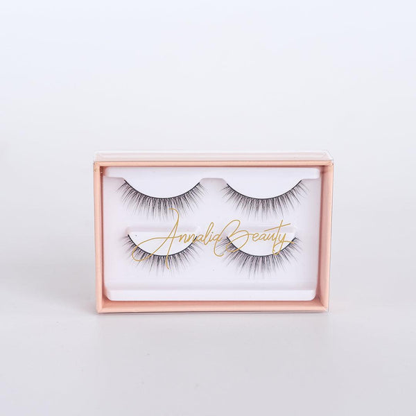 Feather Eyelashes - AnnaliaBeauty